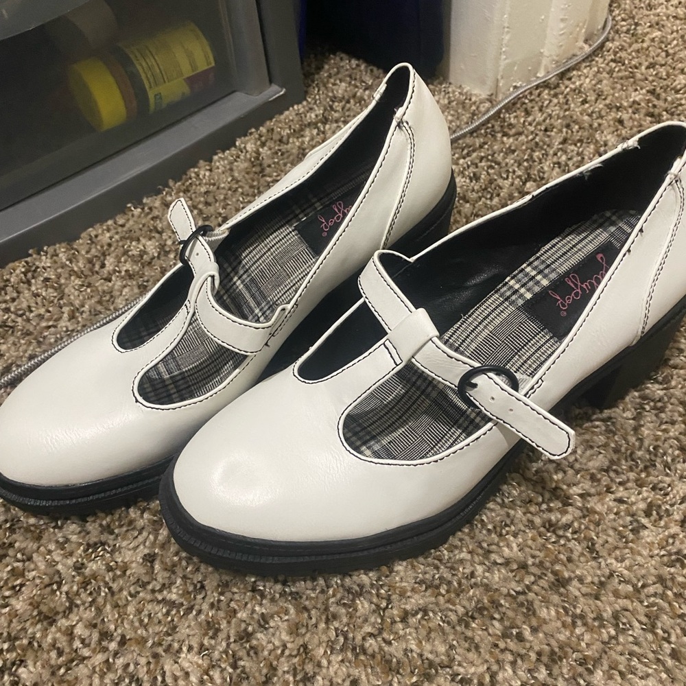 Jellypop White Plaid Lined Shoes